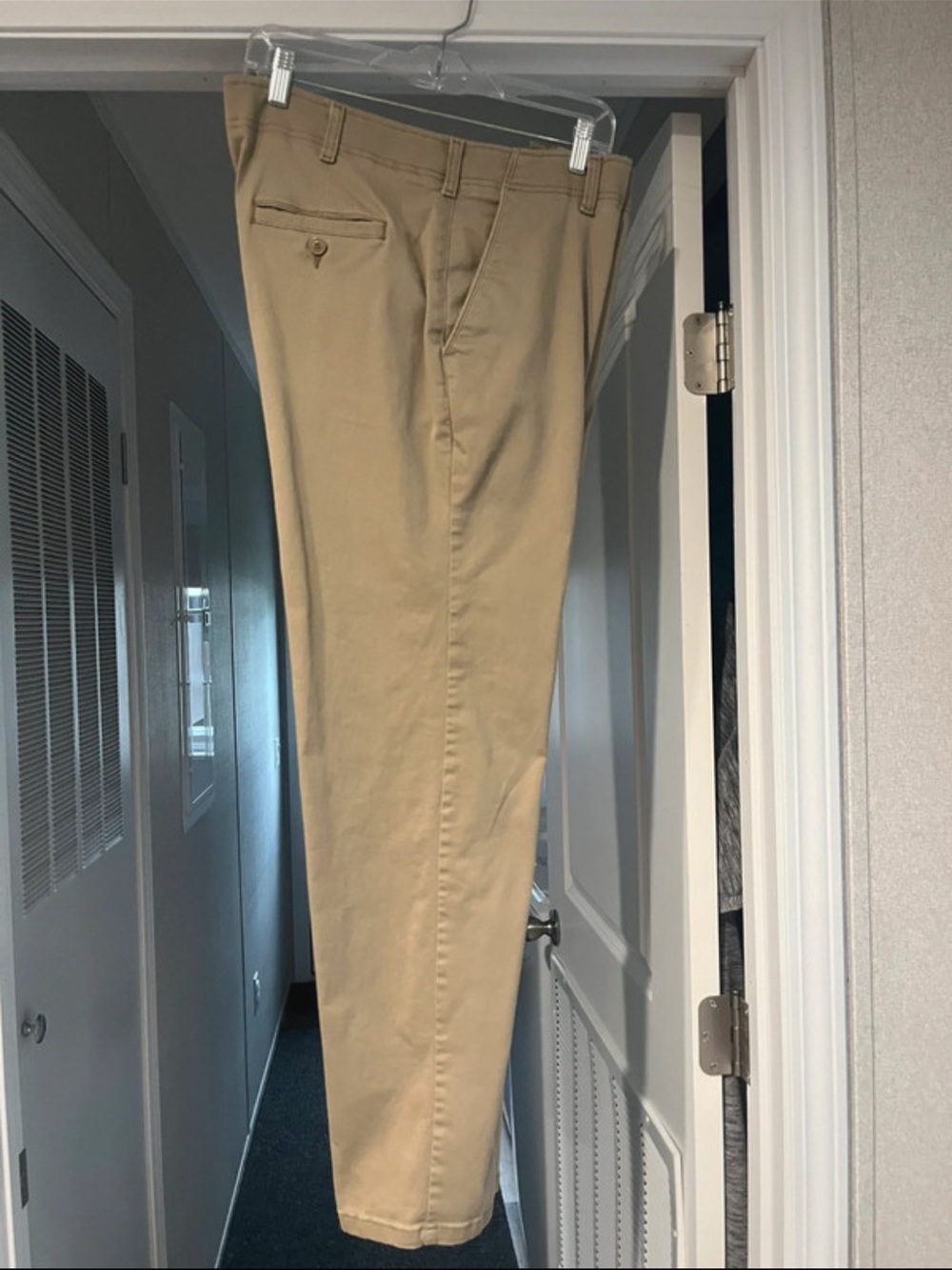 Lee Men's Khaki Chino Pants - Tan